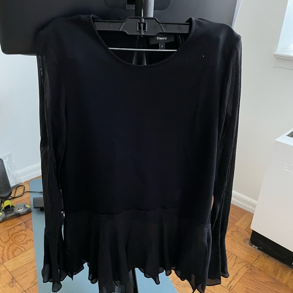 Theory long sleeve top with pleated bottom - Picture 1 of 3